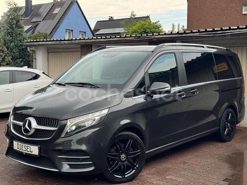 Käytetty Mercedes V300 Avantgarde 239 HP (175 kW) 2020 Musta Tila-auto