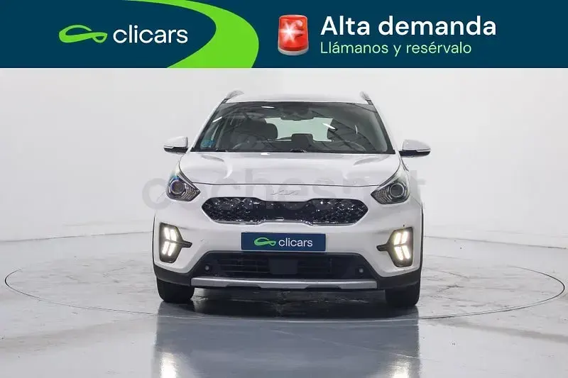 Usado Kia Niro 141 CV (103 kW) 2022 Blanco SUV