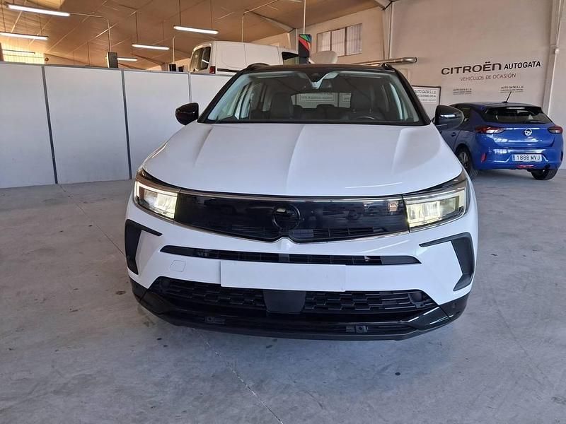 Usado Opel Grandland X GS Line 130 CV (95 kW) 2022 Blanco SUV