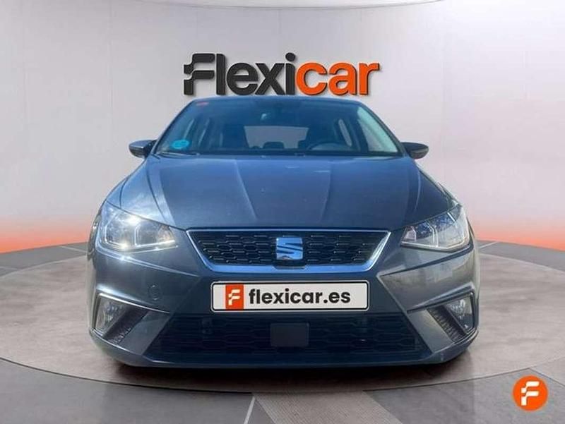 Usado Seat Ibiza Reference 80 CV (58 kW) 2019 Gris Utilitario