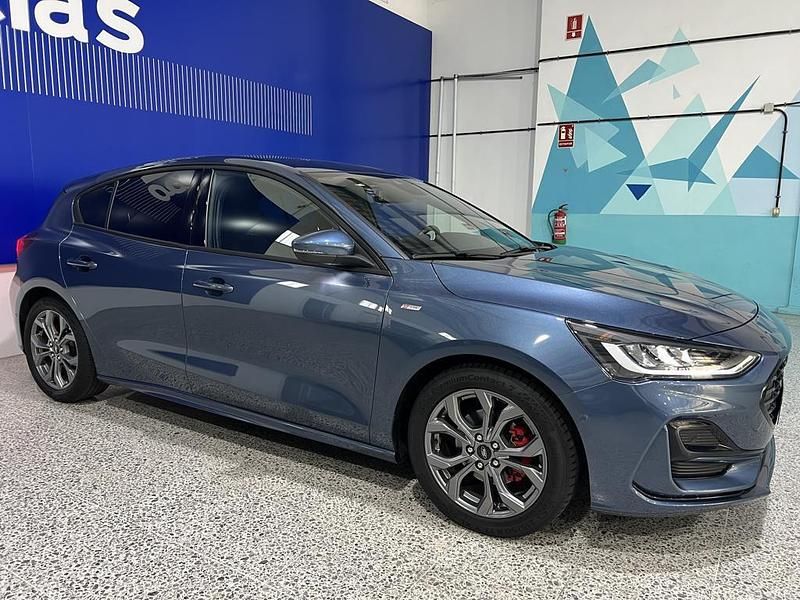 Azul Usado 2024 Ford Focus ST-Line Berlina | 20.995 € (Buen precio) - Imagen 1/4