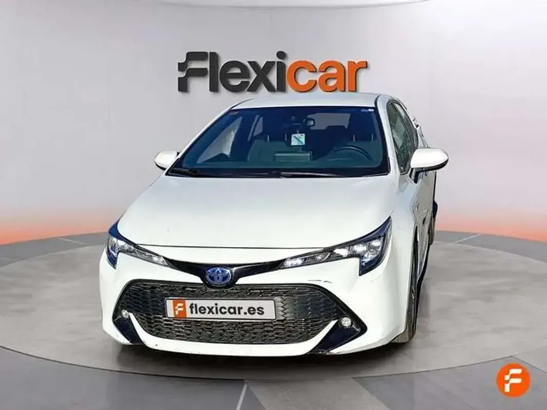 Usado Toyota Corolla Business Edition 122 CV (89 kW) 2021 Blanco Utilitario