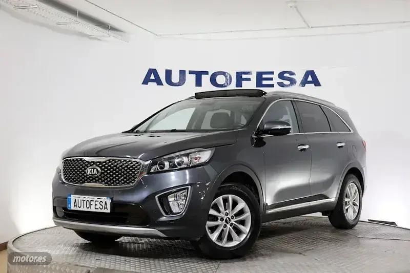 Gris Usado 2017 Kia Sorento 2 SUV | 19.750 € (Precio justo) - Imagen 1/4