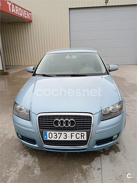 Usado Audi A3 Ambition 140 CV (102 kW) 2006 Azul Utilitario