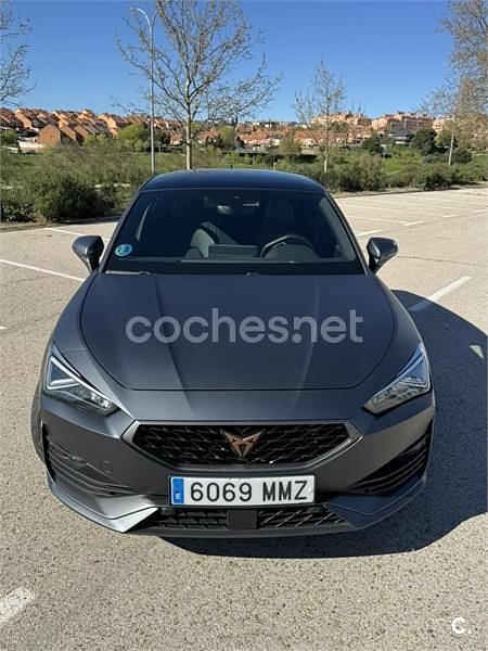 Usado Cupra Leon 150 CV (110 kW) 2024 Negro Berlina