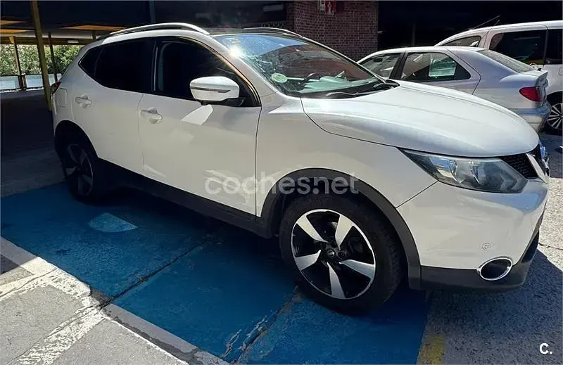 Usado Nissan Qashqai Premium Edition 130 CV (95 kW) 2015 Blanco SUV