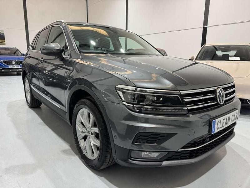 Usado VW Tiguan Advance 150 CV (110 kW) 2019 Gris SUV