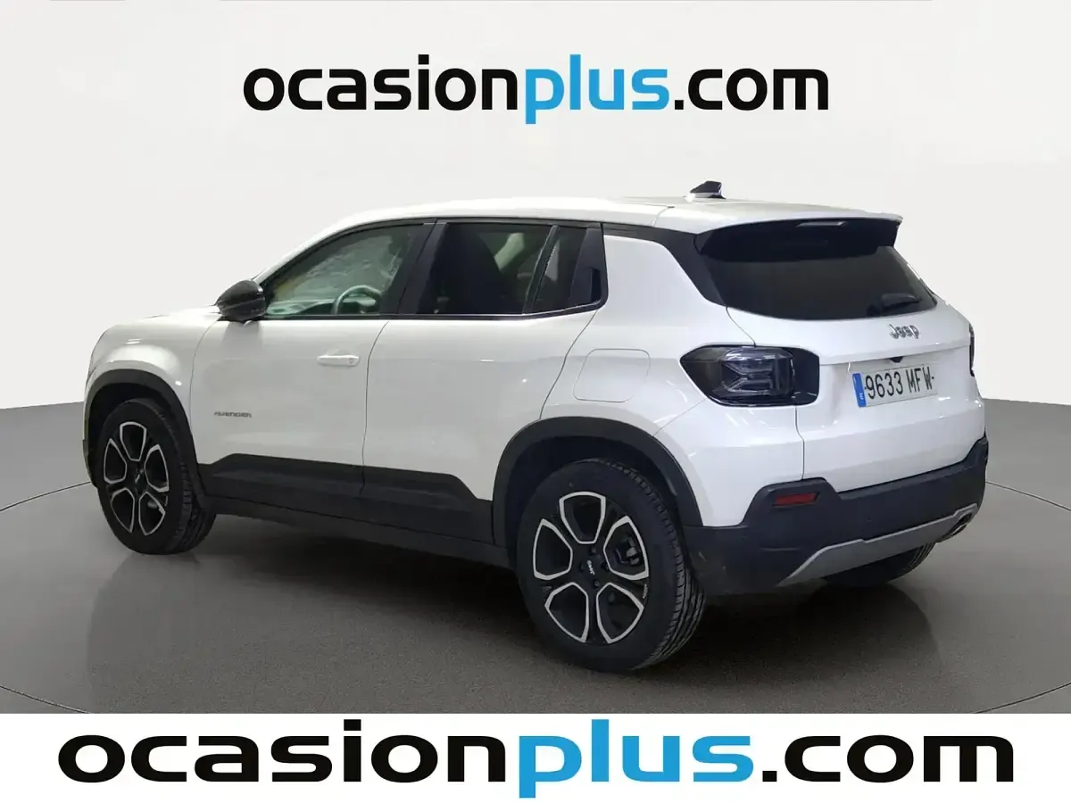 Usado Jeep Avenger Summit 100 CV (73 kW) 2023 Blanco SUV