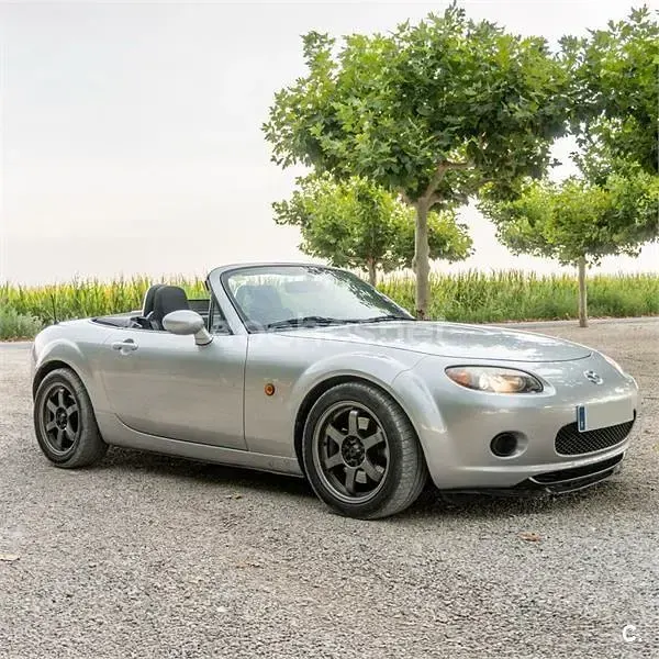 Usado Mazda MX5 Active 126 CV (92 kW) 2007 Gris / plata Descapotable
