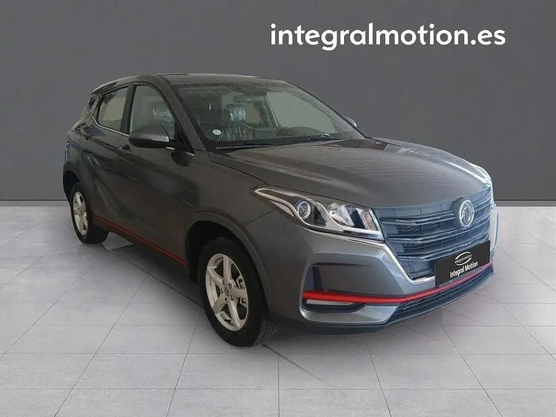 Nuevo DFSK 500 106 CV (77 kW) 2025 Gris SUV