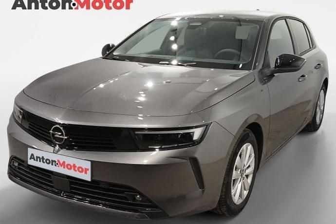 Usado Opel Astra Edition 110 CV (80 kW) 2024