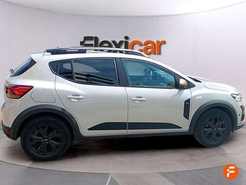 Occasion Dacia Sandero Extreme 101 ch (74 kW) 2024 Gris Citadine