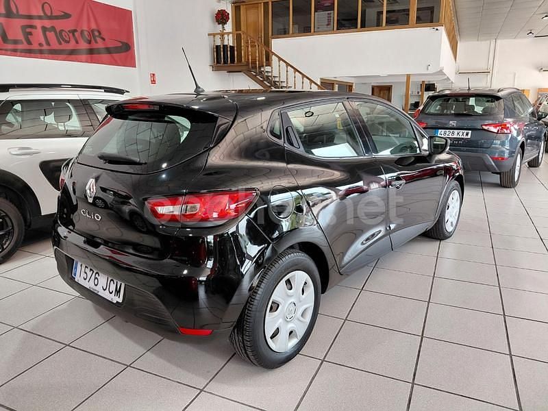 Usado Renault Clio IV Authentique 75 CV (55 kW) 2015 Negro Berlina