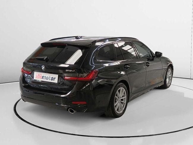 Usado BMW 318 150 CV (110 kW) 2023 Negro Familiar