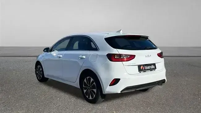 Occasion Kia Ceed 100 PK (73 kW) 2024 Wit Hatchback