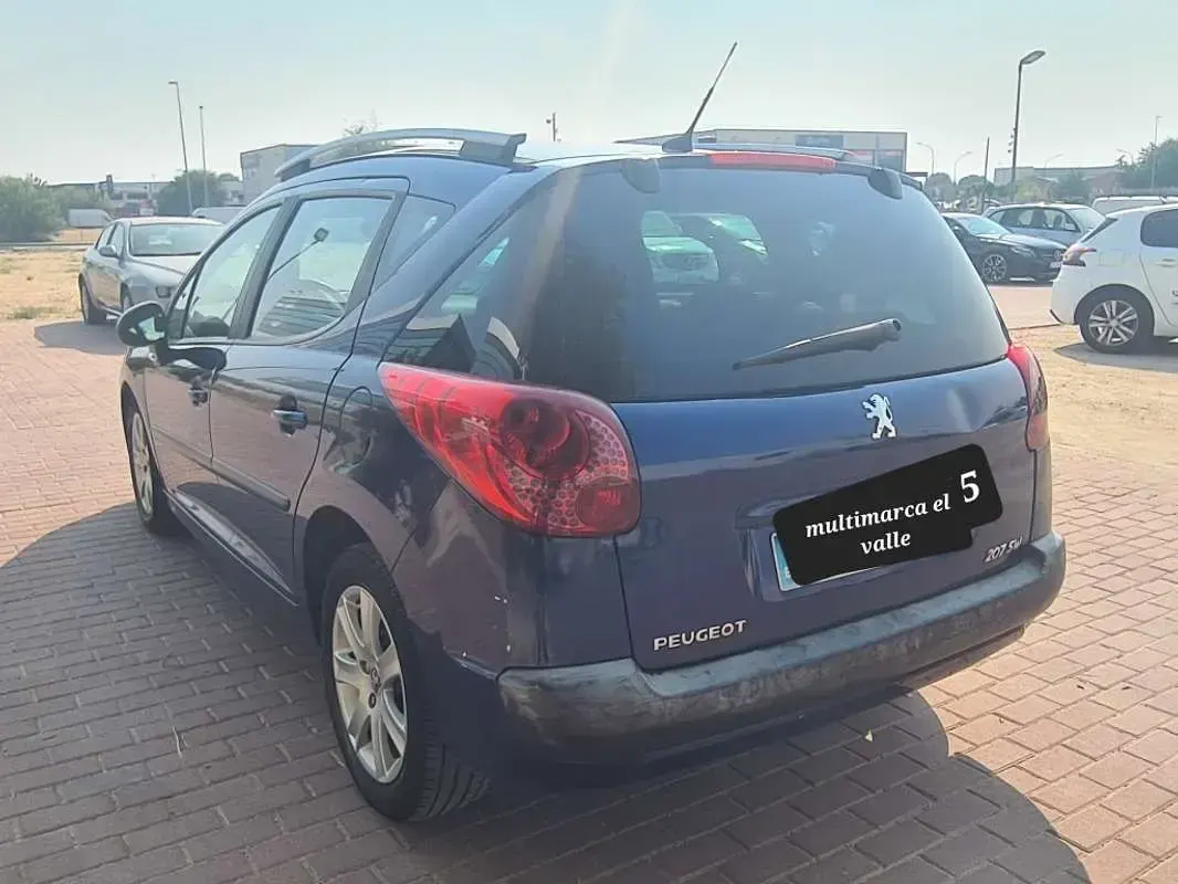 Usado Peugeot 207 Sport 109 CV (80 kW) 2009 Azul Familiar