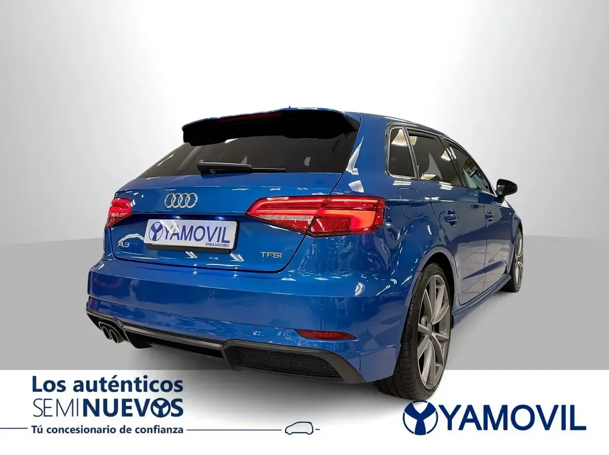 Usado Audi A3 S-Line 150 CV (110 kW) 2018 Azul Berlina