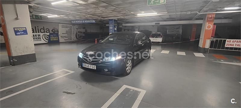 Usado Honda Accord Executive 140 CV (102 kW) 2006 Negro Berlina