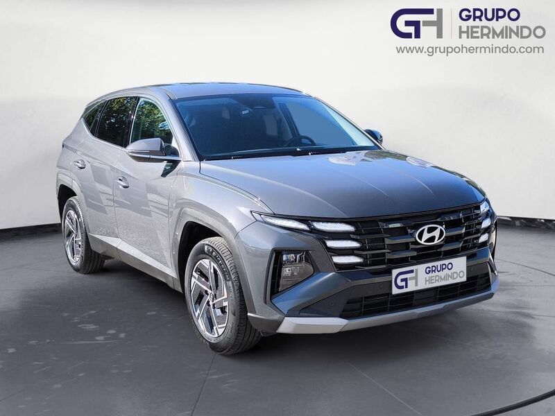 Gris Usado 2025 Hyundai Tucson SUV | 31.500 € (Buen precio) - Imagen 1/4