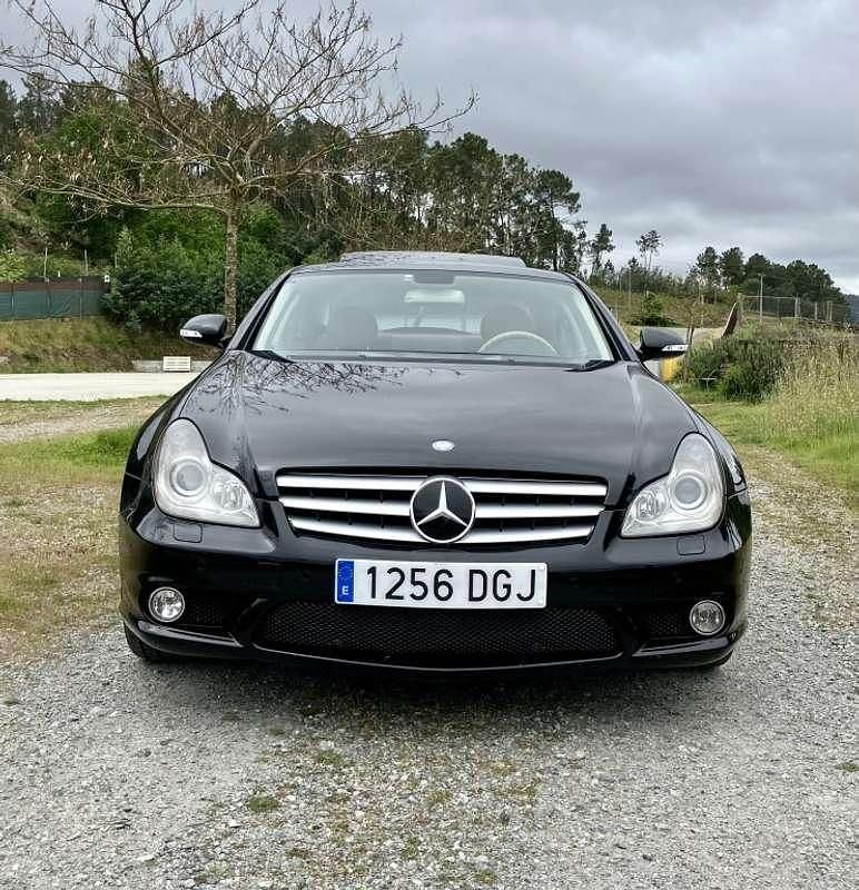 Usado Mercedes CLS55 AMG AMG 476 CV (350 kW) 2005 Negro Coupe