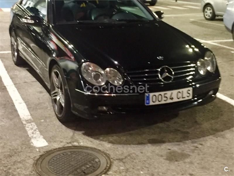 Negro Usado 2003 Mercedes CLK270 Avantgarde Coupe | 9000 € - Imagen 1/3