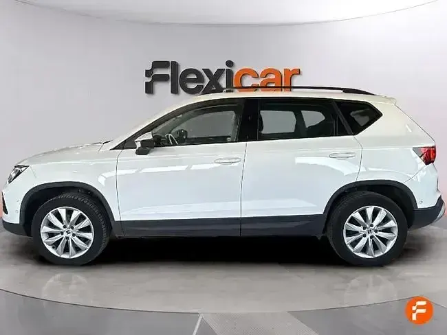 Usado Seat Ateca Style 150 CV (110 kW) 2022 Blanco SUV