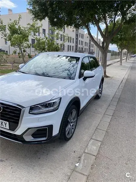 Usado Audi Q2 Design 116 HP (85 kW) 2018 Branco SUV