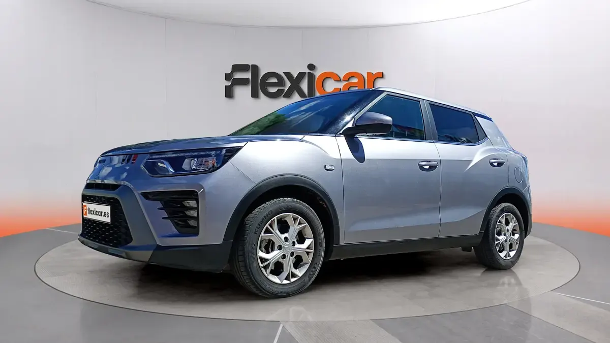 Usado SsangYong Tivoli 163 CV (119 kW) 2024 Gris SUV