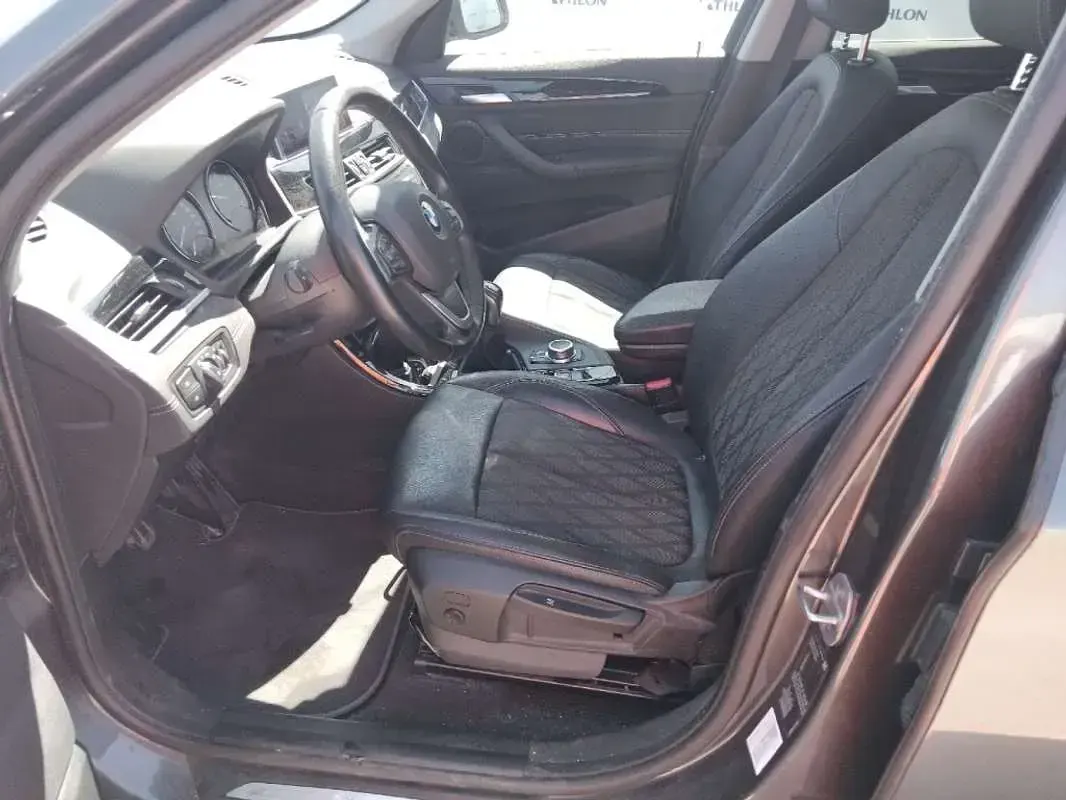 Usado BMW X1 150 CV (110 kW) 2021 Gris SUV