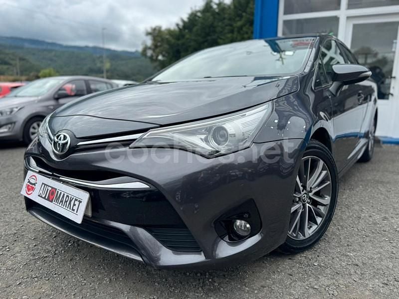 Gris / plata Usado 2015 Toyota Avensis Executive Berlina | 13.990 € (Precio justo) - Imagen 1/4