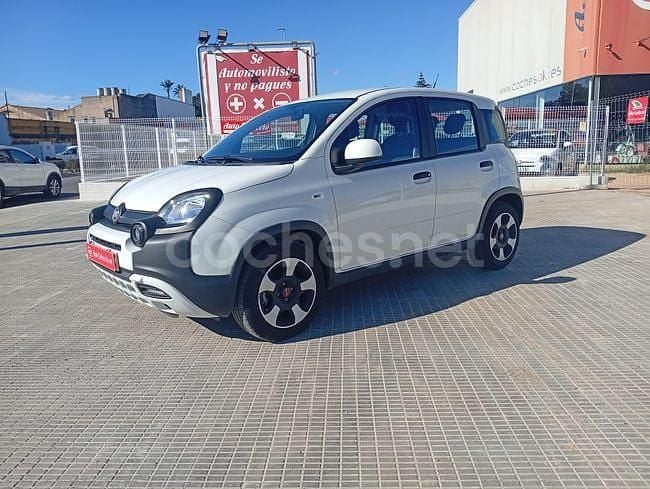 Usado Fiat Panda Cross Cross 70 CV (51 kW) 2023 Blanco Utilitario