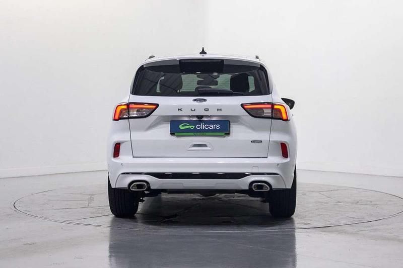 Usado Ford Kuga ST-Line 190 CV (139 kW) 2021 Blanco SUV