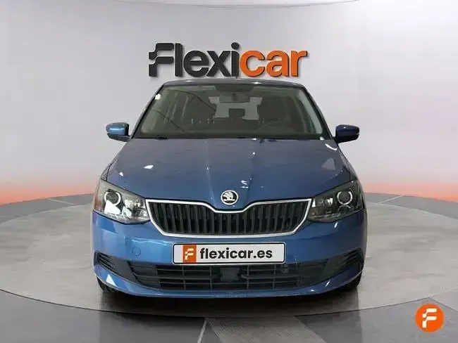 Usado Skoda Fabia Active 75 CV (55 kW) 2018 Azul Berlina