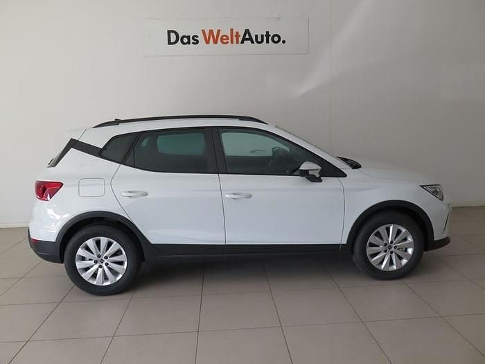 Usado Seat Arona Style Plus 115 CV (84 kW) 2026 Blanco SUV