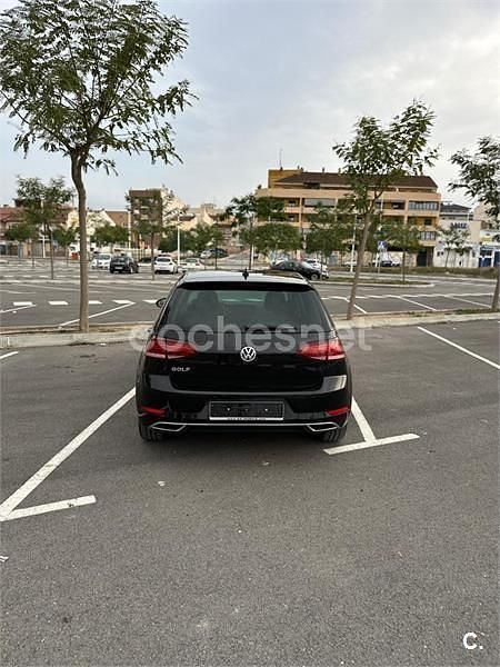 Usado VW Golf VII Advance 150 CV (110 kW) 2018 Negro Berlina