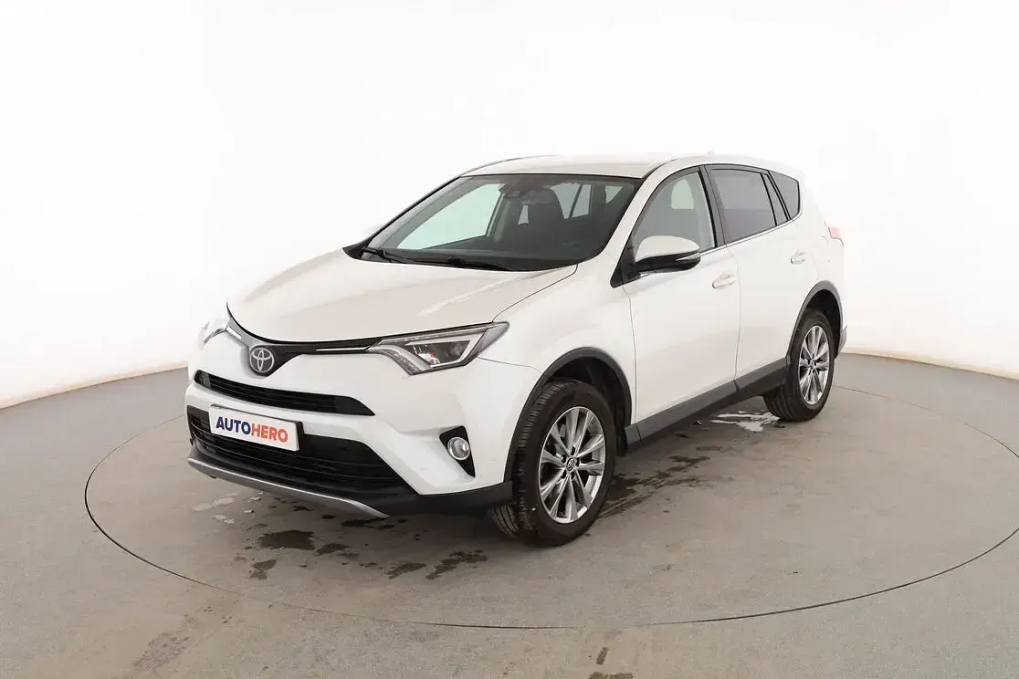 Usado Toyota RAV4 Advance 143 CV (105 kW) 2018 SUV