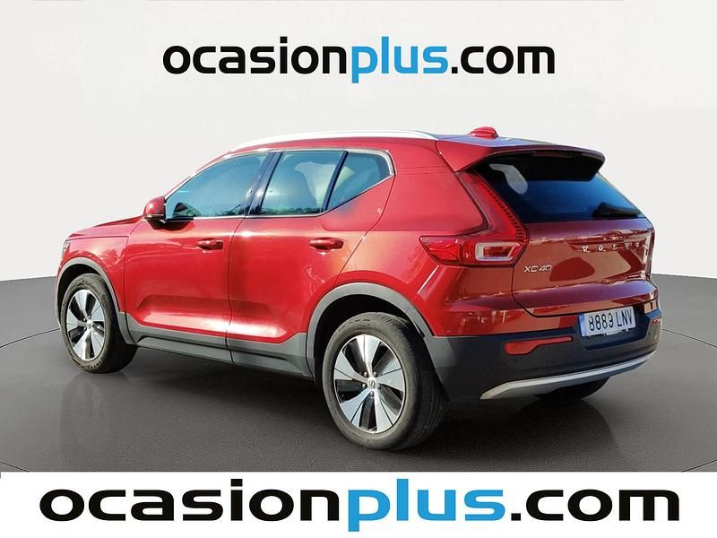Usado Volvo XC40 Momentum 163 CV (119 kW) 2021 Rojo SUV