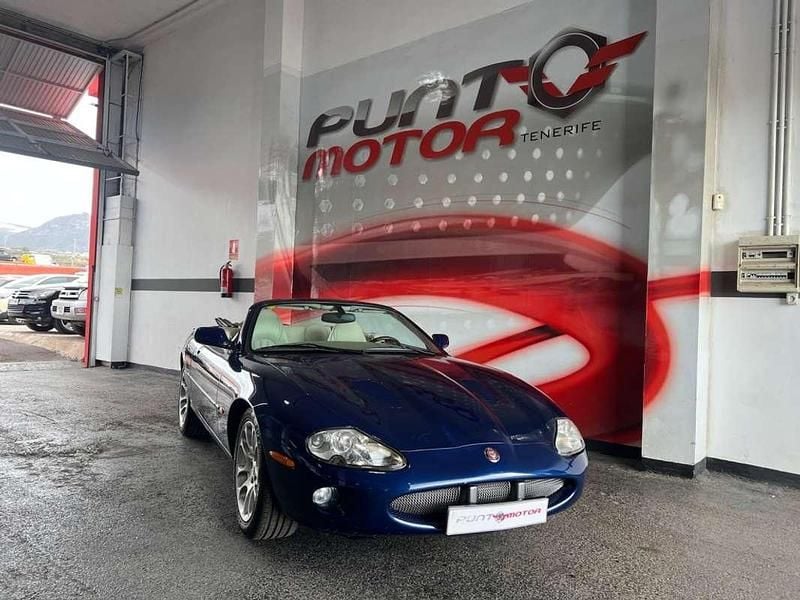 Usado Jaguar XKR 370 CV (272 kW) 2000 Azul Descapotable