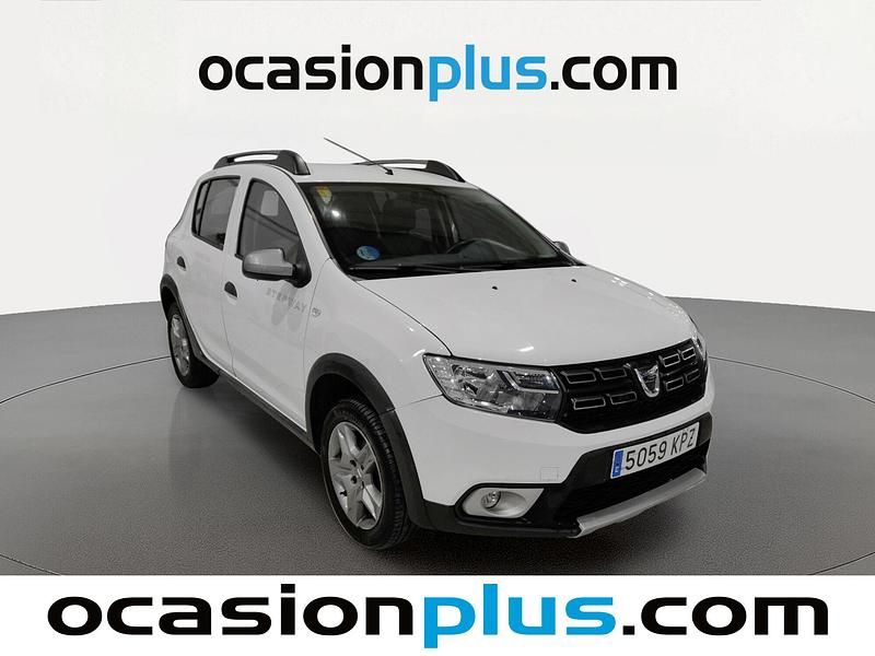 Usado Dacia Sandero Essentiel 90 CV (66 kW) 2018 Blanco