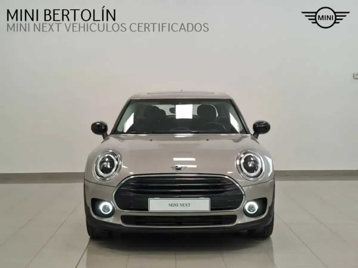 Usado Mini One D Clubman 116 CV (85 kW) 2022 Gris / plata Familiar