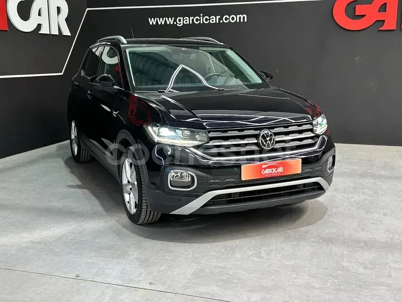 Usado VW T-Cross Sportline 110 CV (80 kW) 2021 Negro SUV
