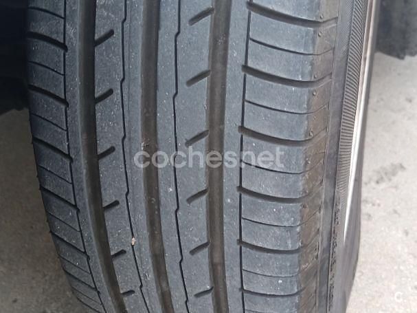 Usado BMW 320 136 CV (100 kW) 2000 Azul Familiar