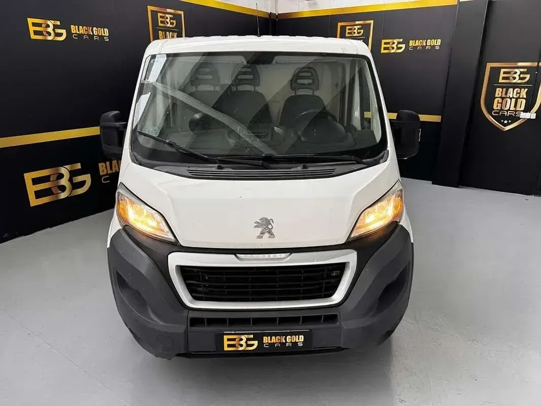 Usado Peugeot Boxer 109 CV (80 kW) 2018 Blanco Van