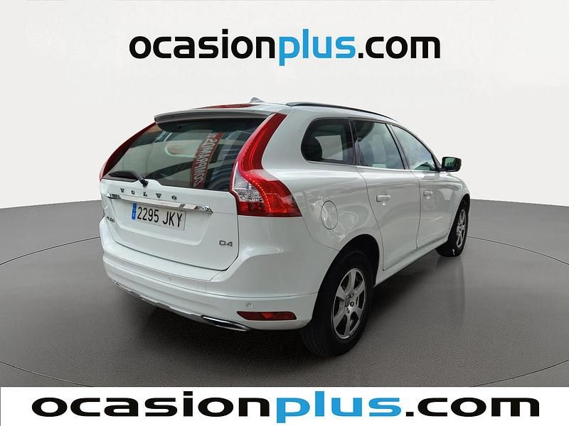 Usado Volvo XC60 Momentum 190 CV (139 kW) 2015 Blanco SUV