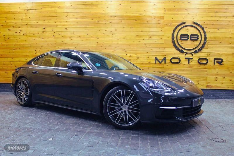 Gris / plata Usado 2018 Porsche Panamera 4 Berlina | 54.970 € (Precio justo) - Imagen 1/4