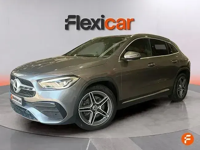 Usado Mercedes GLA200 150 CV (110 kW) 2021 Gris SUV