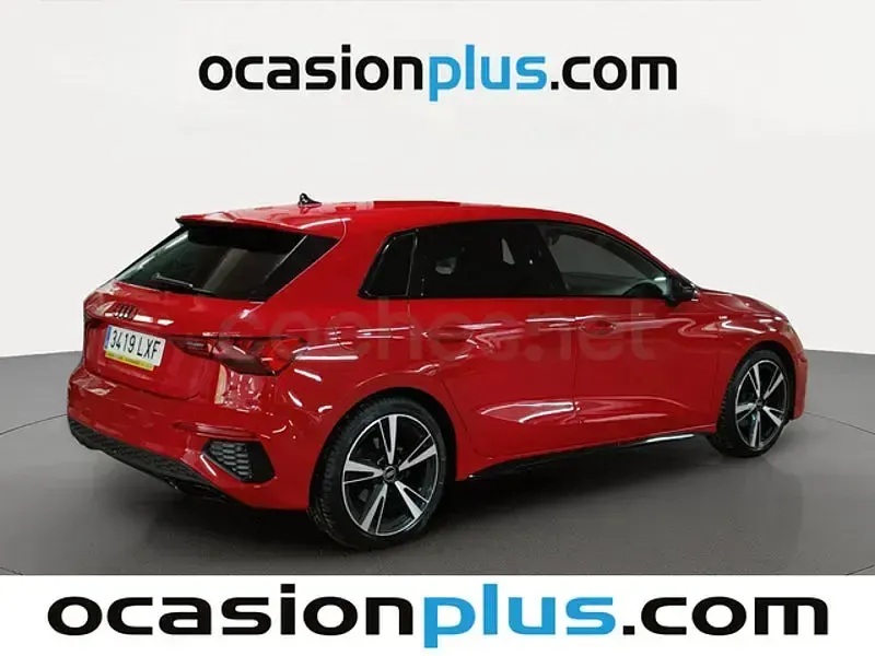 Usado Audi A3 150 CV (110 kW) 2022 Rojo Berlina
