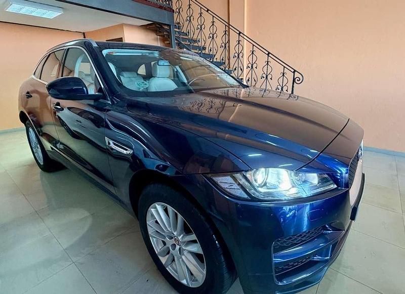 Usado Jaguar F-Pace Prestige 179 CV (131 kW) 2018 Azul SUV