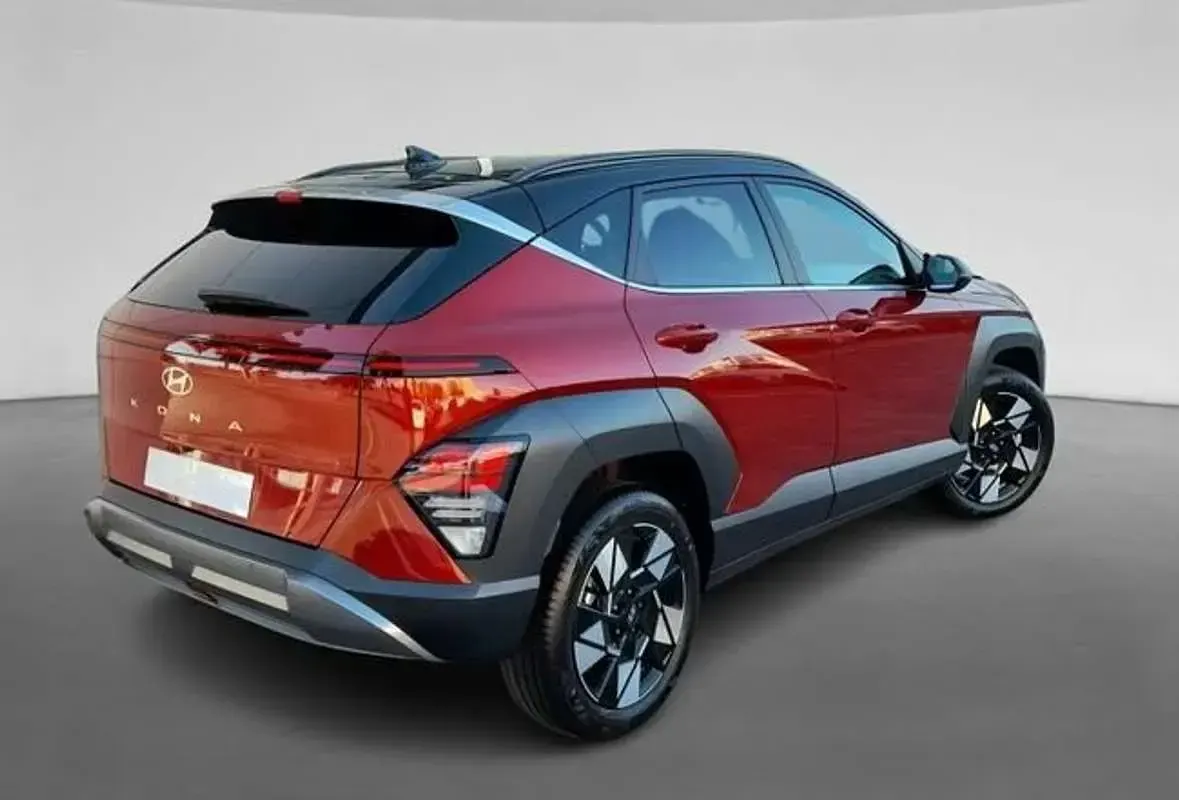 Usado Hyundai Kona 129 CV (94 kW) 2025 Negro SUV