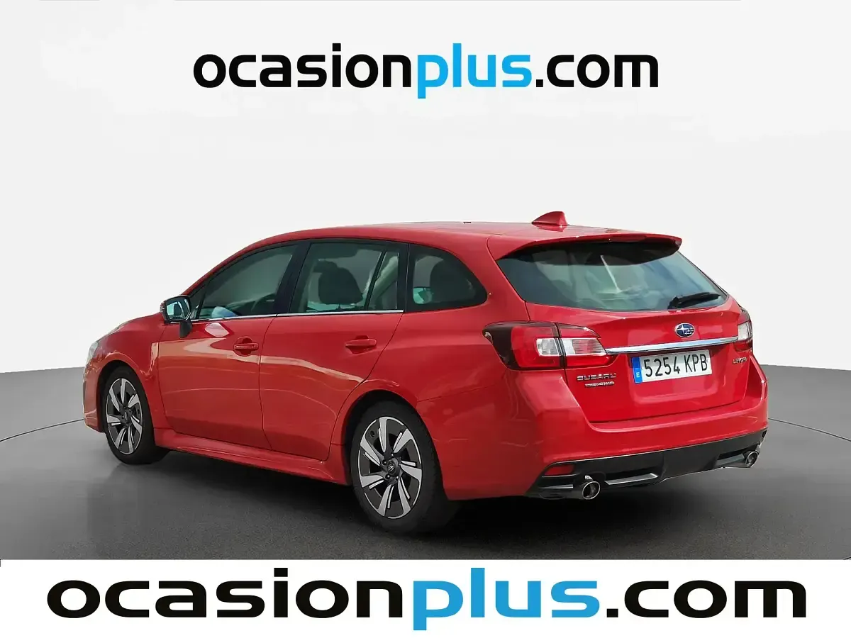 Usado Subaru Levorg Sport 170 CV (125 kW) 2018 Rojo Familiar